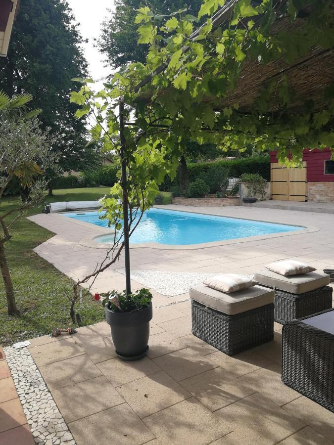 Bed and Breakfast Au Doux Repos Lucbardez-et-Bargues Zewnętrze zdjęcie